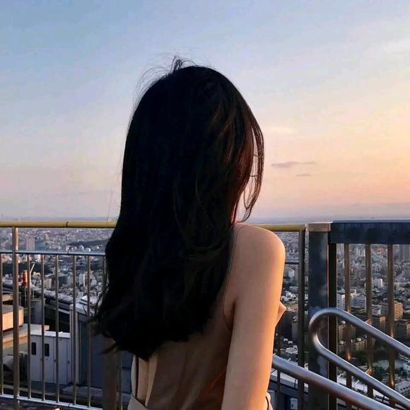 高久千草（饰 未知角色） - 独家访谈节目在线观看 - 客户端观影